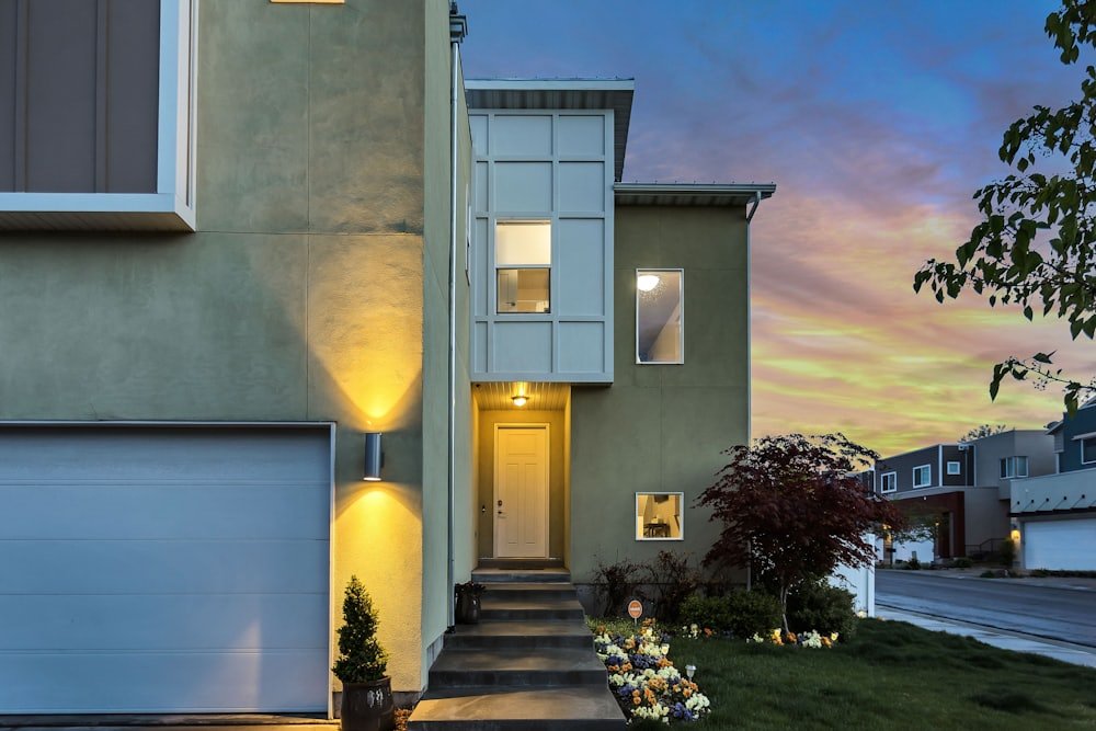 Custom two-storey dwelling, a residential project estimated by Gen-Con